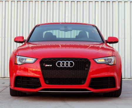 2013 Audi RS 5 Coupe Front View