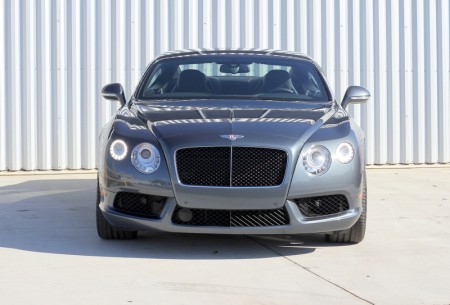 Front view of the Bentley Continental GT V8