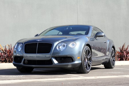 Three-quarter front view of the Bentley Continental GT V8