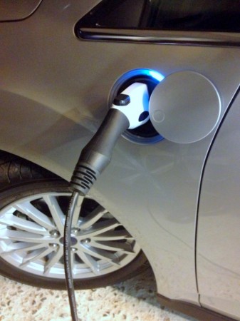 Plug-In Cable of the Ford C-Max Energi, our March 2013 Car of the Month