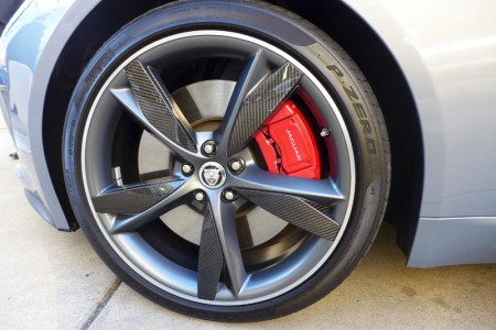 Wheel detail of Jaguar F-Type S
