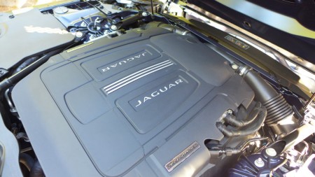 Motor of the Jaguar F-Type S