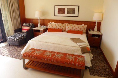 Guest bed at Mauna Kea Beach Hotel