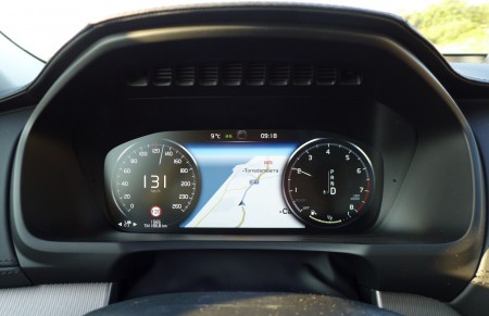 large format navigation map is incorporated in the gauge cluster on the volvo xc90