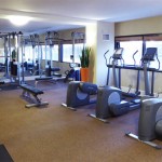 Stay in shape during your stay with Hotel Irvine's contemporary fitness center