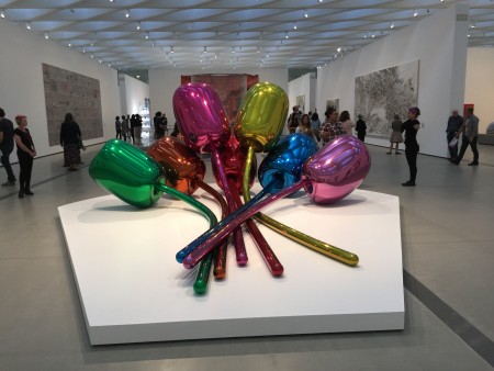 Tulips is part of Jeff Koons ' Celebration series